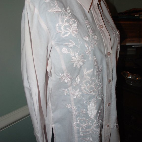 New Coldwater Creek Blouse - Picture 2 of 4